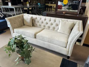 Jennifer Living Room Collection