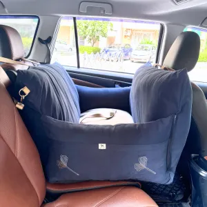 PoochMate Dog Travel Bed Large : Navy & Beige