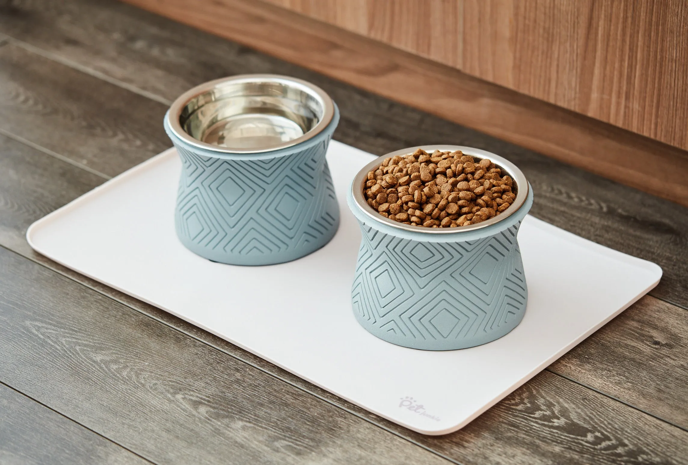 Santa Fe (Two, Small, Any Colors) and Bowl Mat Bundle